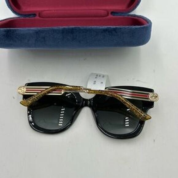 Gucci GG0281S – 001 black acetate frame sunglasses with gray lenses NWT - Picture 2 of 11